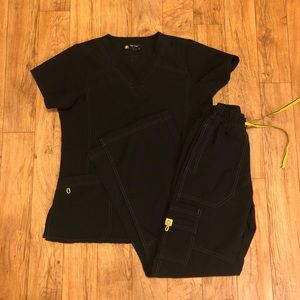 Wonderwink 4-stretch cargo black scrubs